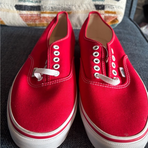 Vans Authentic Icon Men’s Red Canvas Shoes size 10.5M/12W BRAND NEW IN BOX - Picture 2 of 13